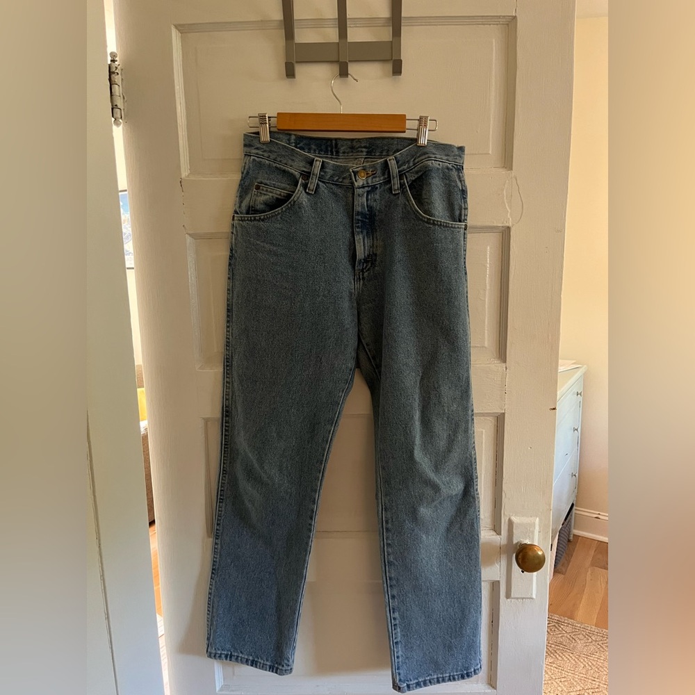 Wrangler Men's Light Blue Relaxed Jeans